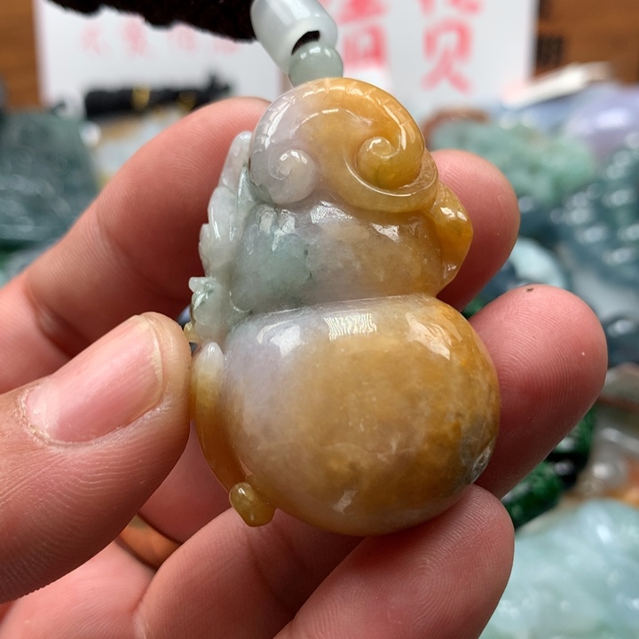 翡翠颈饰未镶嵌保真天然A货翡翠