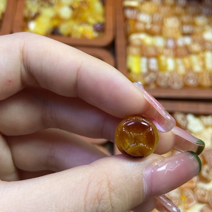 琥珀未镶嵌珠宝奇石钱币