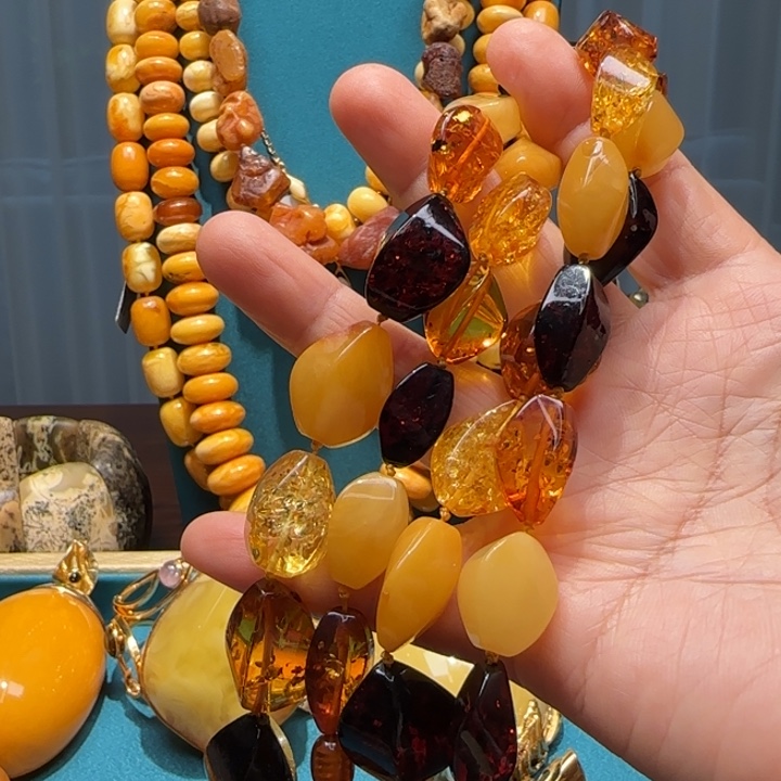 琥珀未镶嵌颈饰波兰设计款琥珀蜜蜡