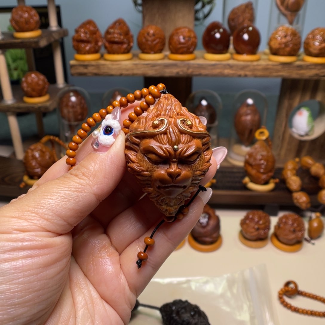 佛螺菩提吊坠车*镶嵌大圣链子一套偏远不包邮