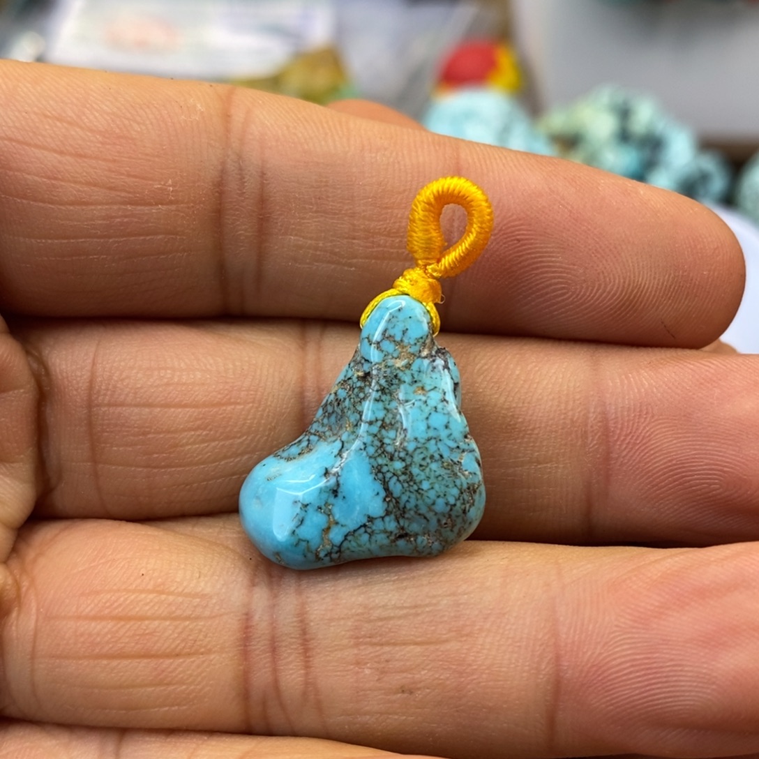 未镶嵌绿松石珠宝奇石