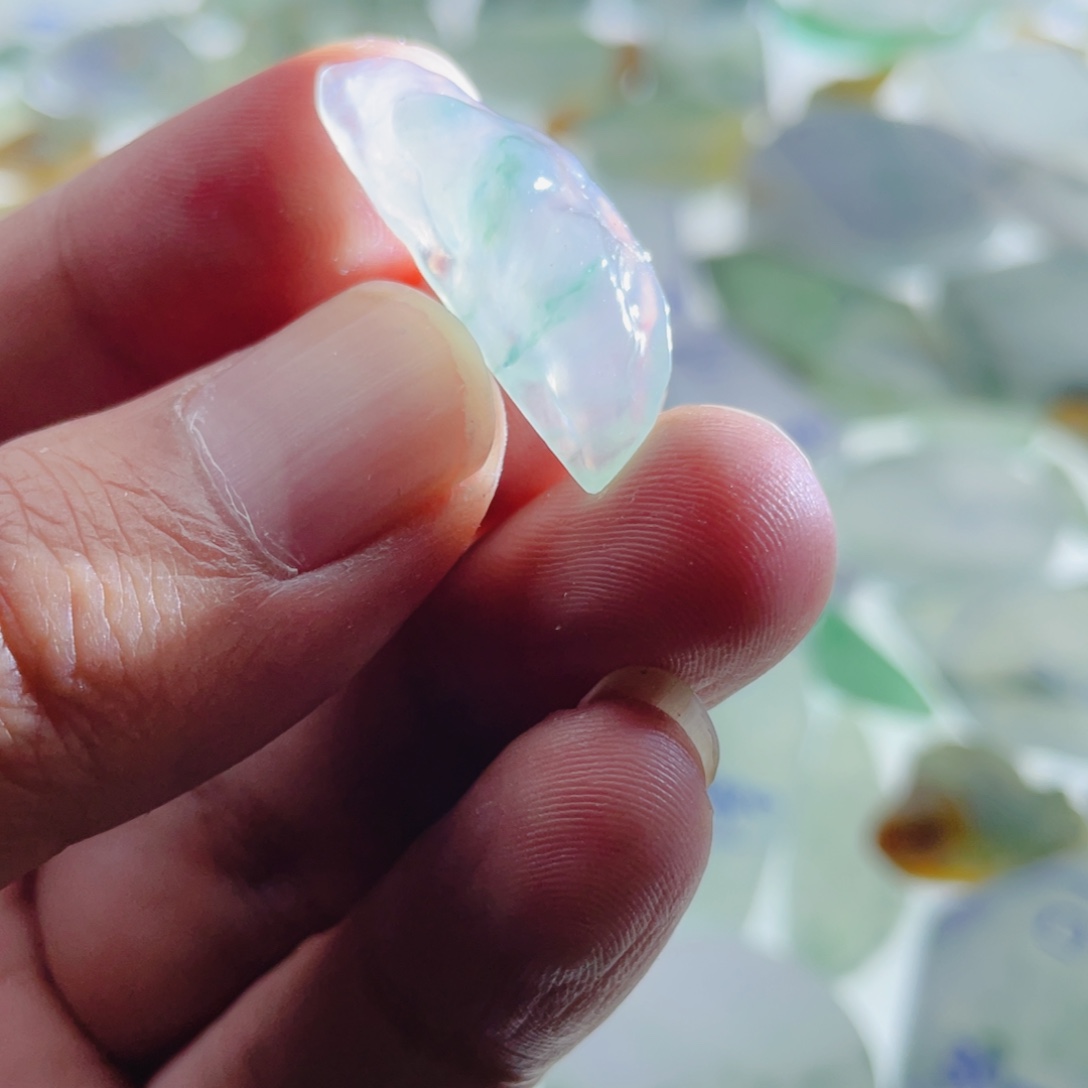 定制翡翠未镶嵌天然翡翠雕刻定制