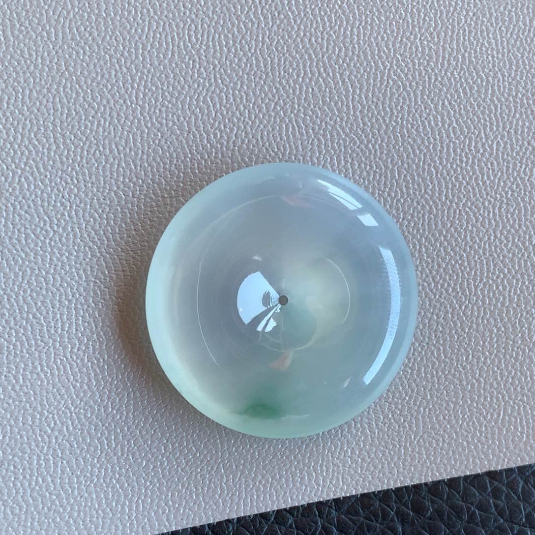 翡翠颈饰未镶嵌天然翡翠