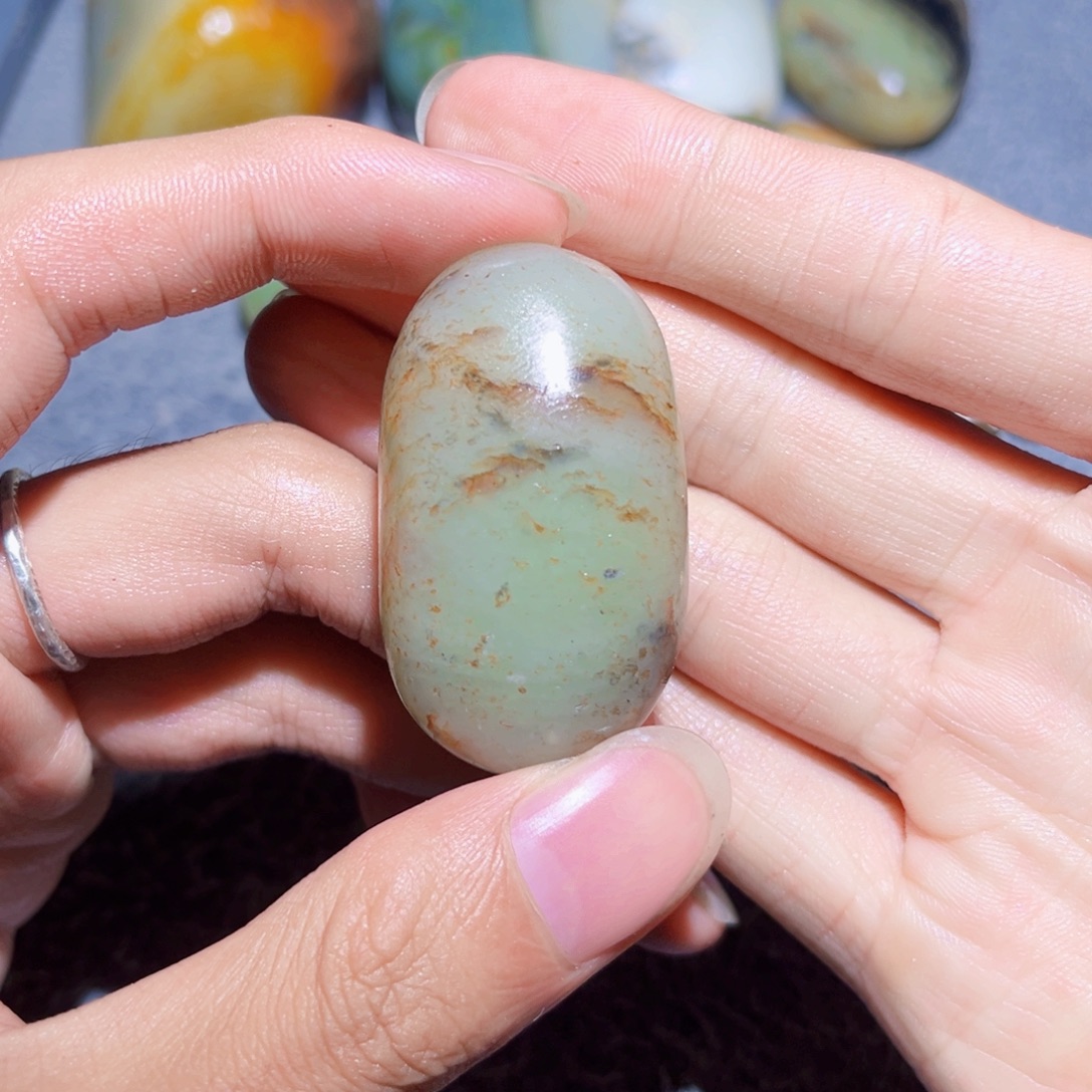 和田玉未镶嵌珠宝奇石