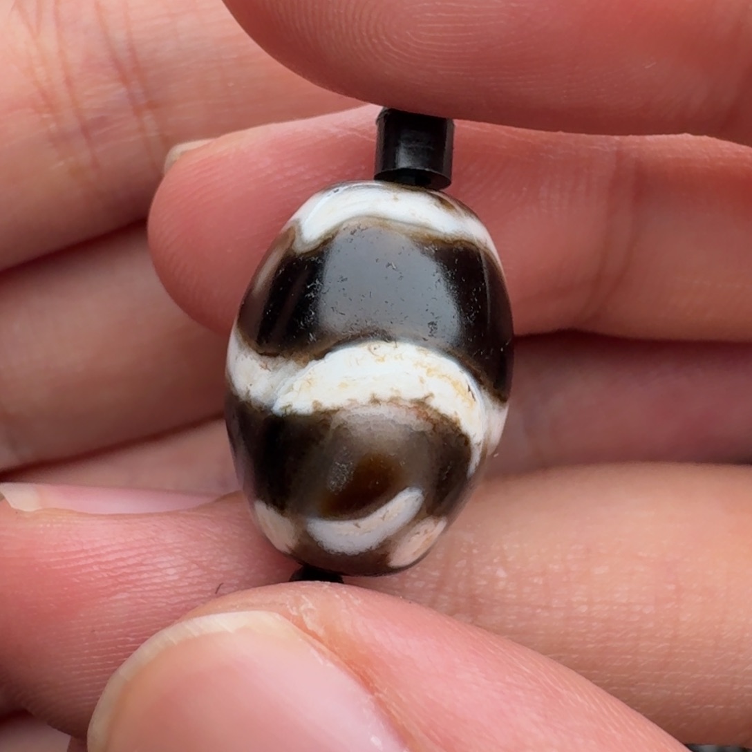 玛瑙/玉髓颈饰未镶嵌K****?