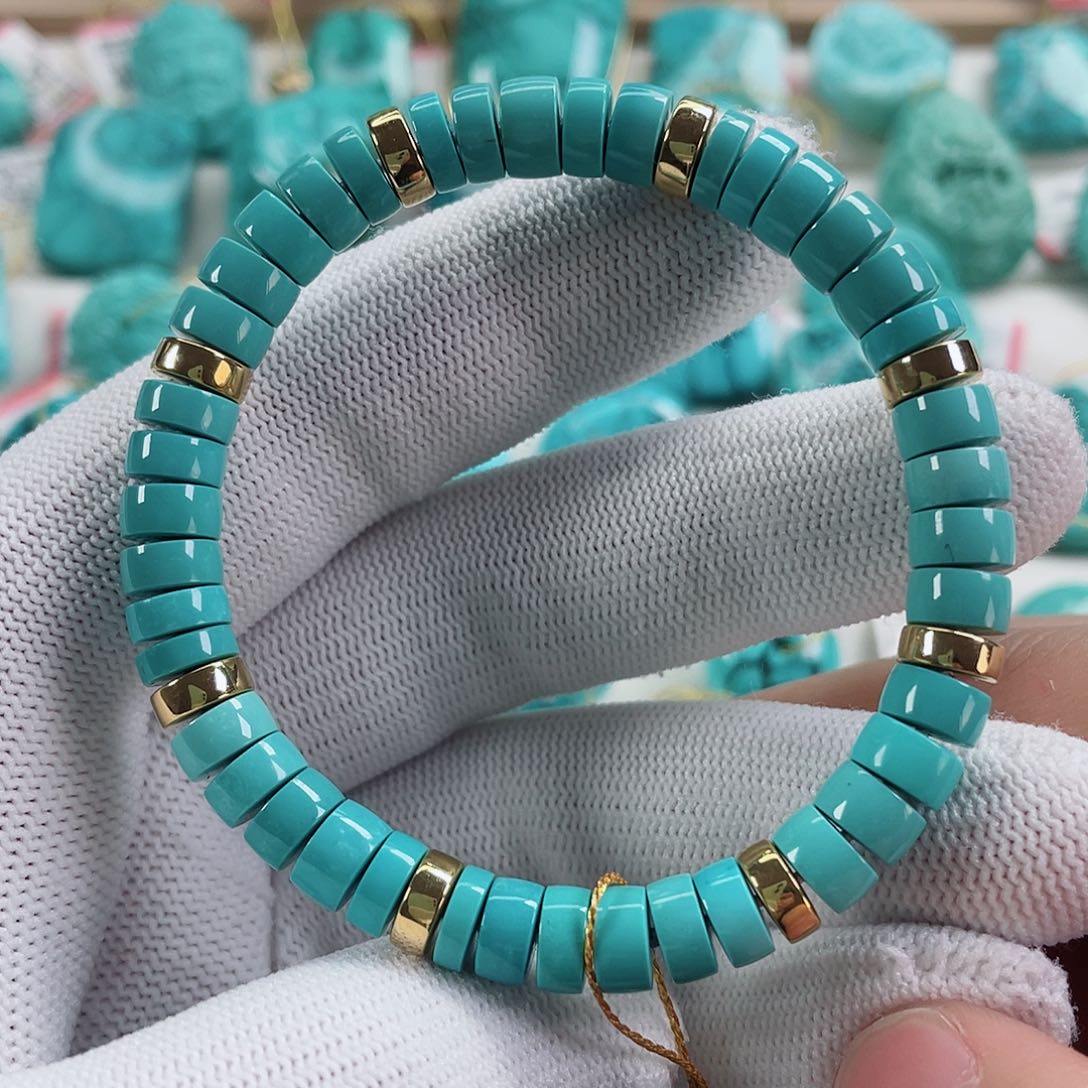 绿松石车挂18K金镶嵌