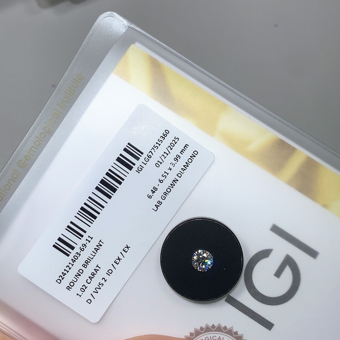 合成钻石裸石未镶嵌1.02 DVVS2