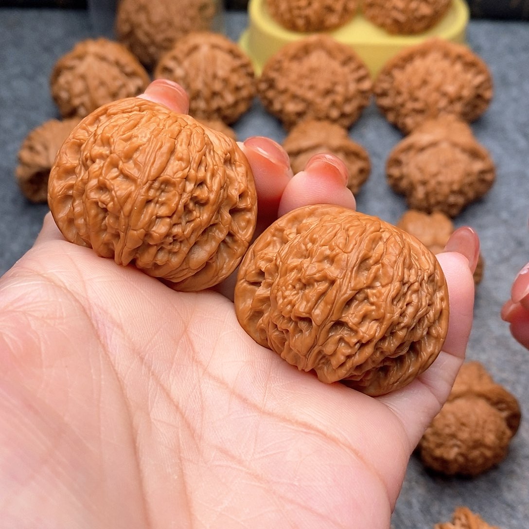 文玩核桃把件贝**了精品磨盘狮子头41