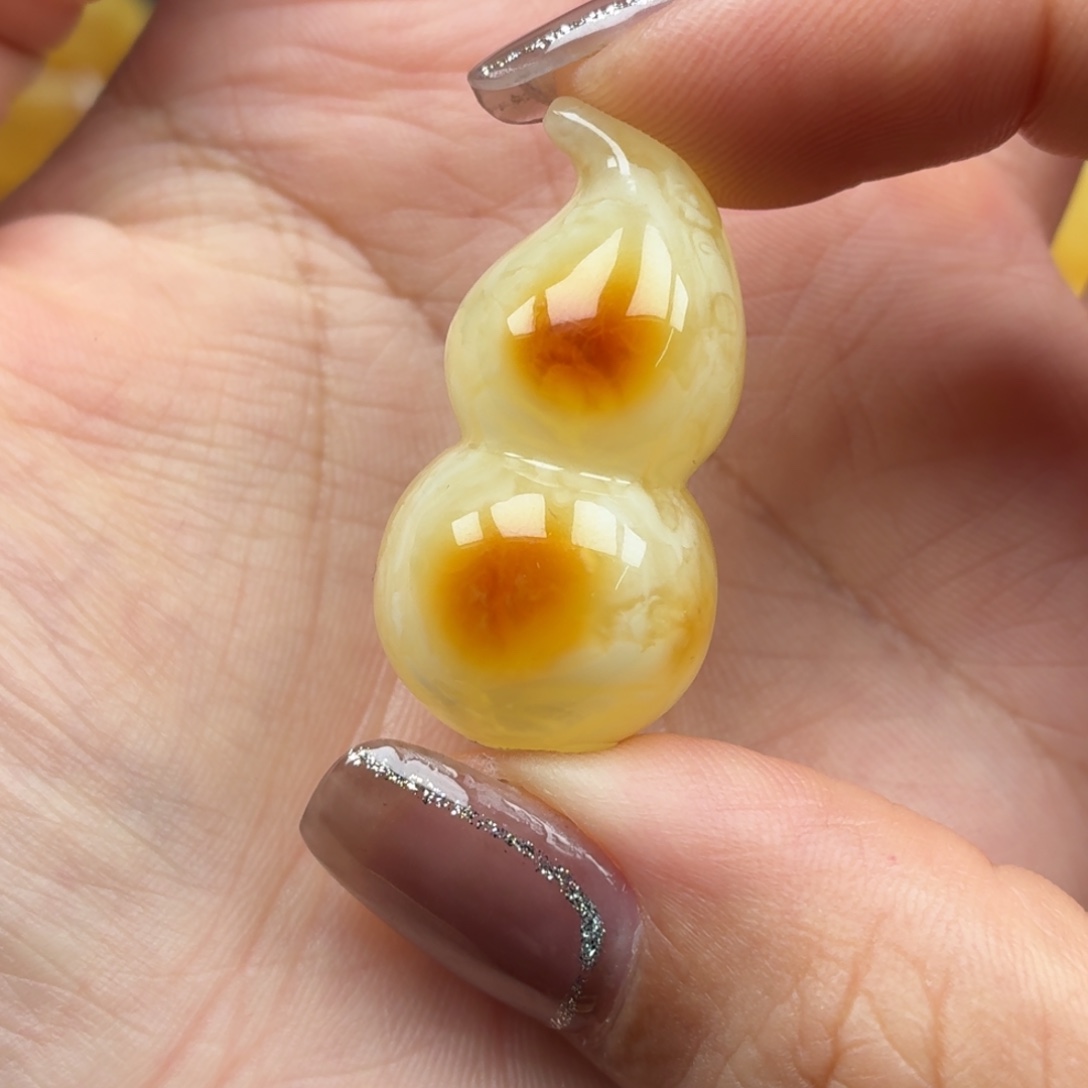 裸石琥珀未镶嵌蜜蜡