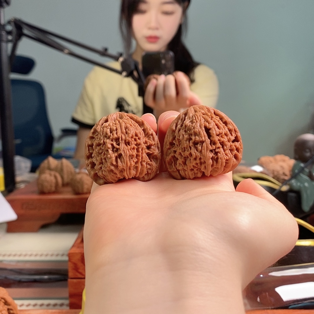 吊坠文玩核桃39三角疆