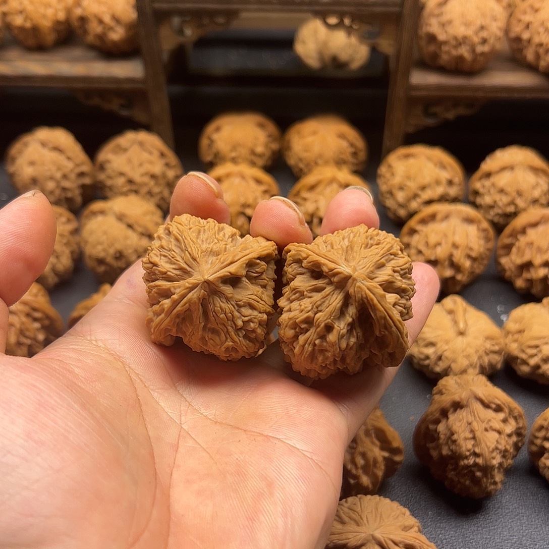 叮***吊坠桃核文玩核桃