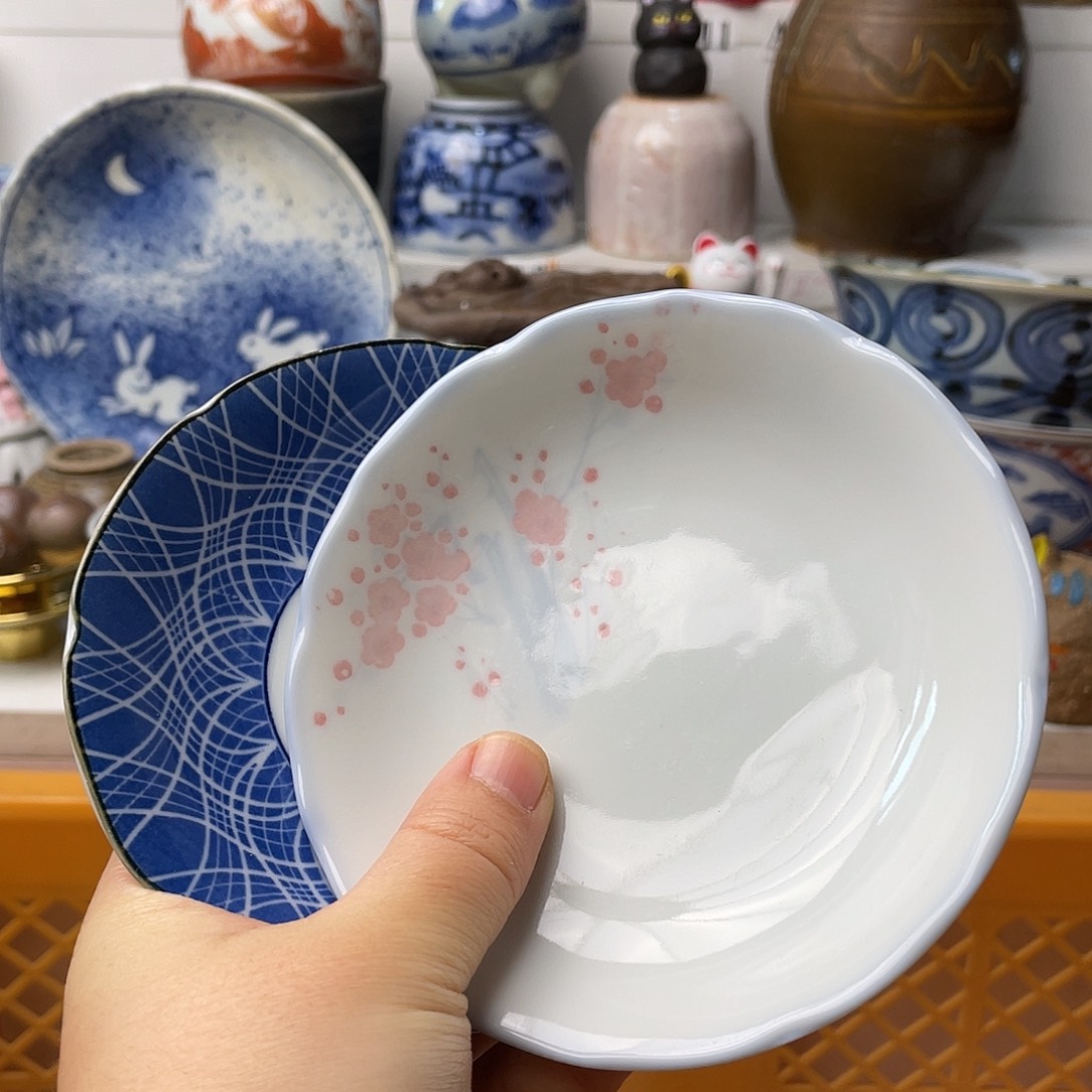 瓷片予***³哈哈哈我在这一片混乱里活蹦乱