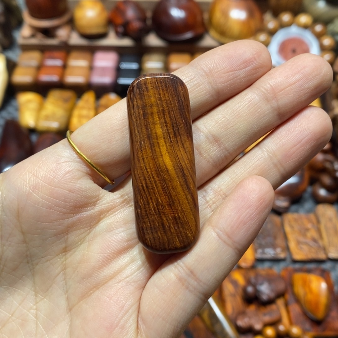 用***1黄花梨/降香黄檀木