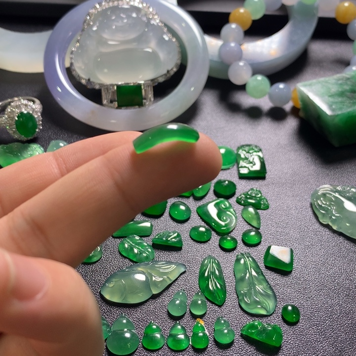 李***木定制翡翠未镶嵌天然翡翠A货戒指