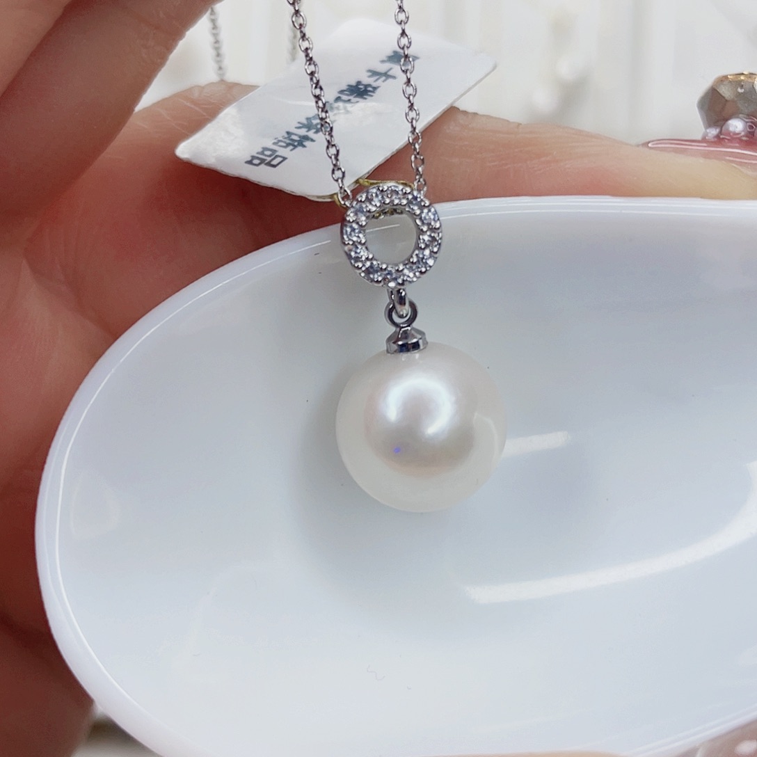 淡水珍珠吊坠(赠链)未镶嵌