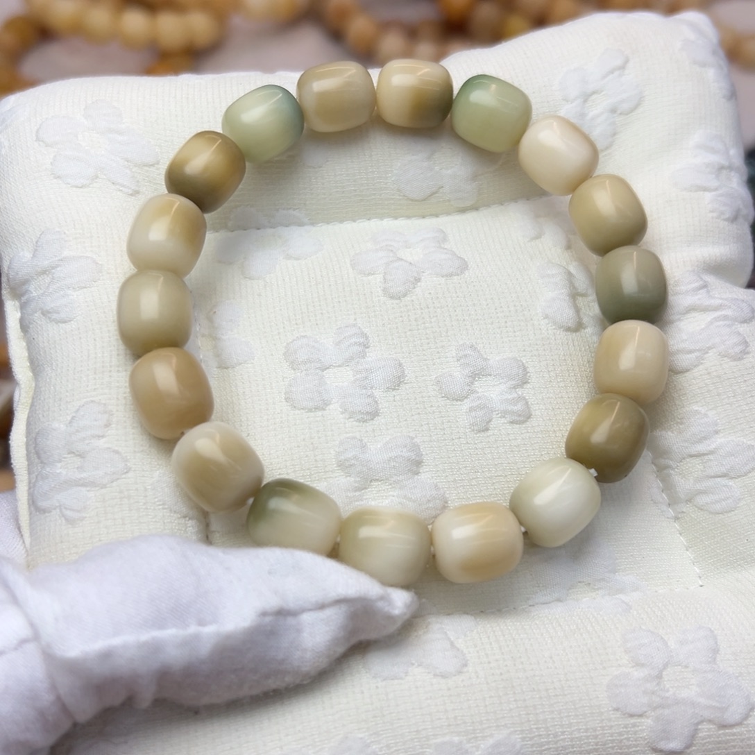 菩提根/象牙果吊坠13.5干磨奶咖527