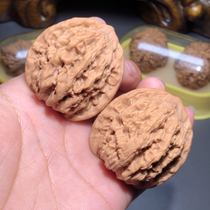 文玩核桃把件42麦虎
