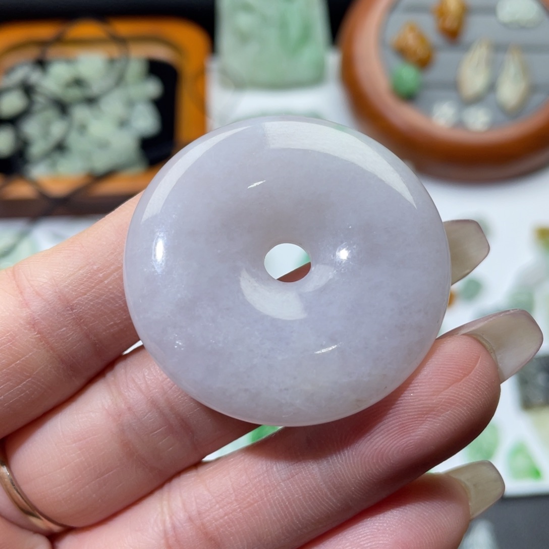 颈饰未镶嵌翡翠吊坠
