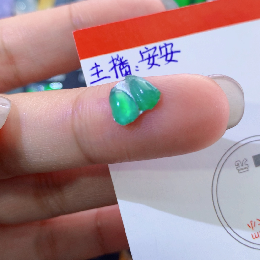 翡翠未镶嵌颈饰纯天然翡翠a货