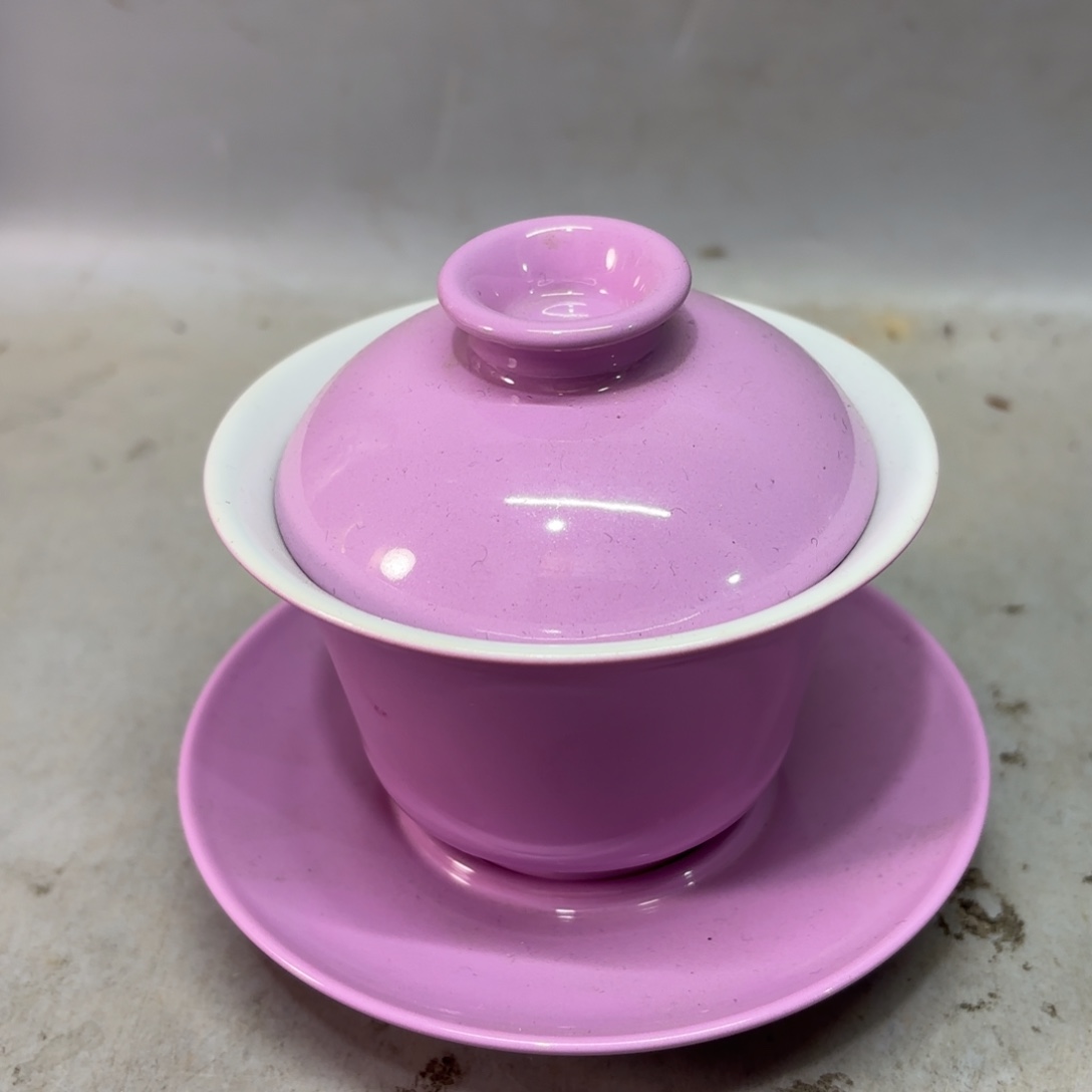 王***8瓷摆件现代工艺摆件