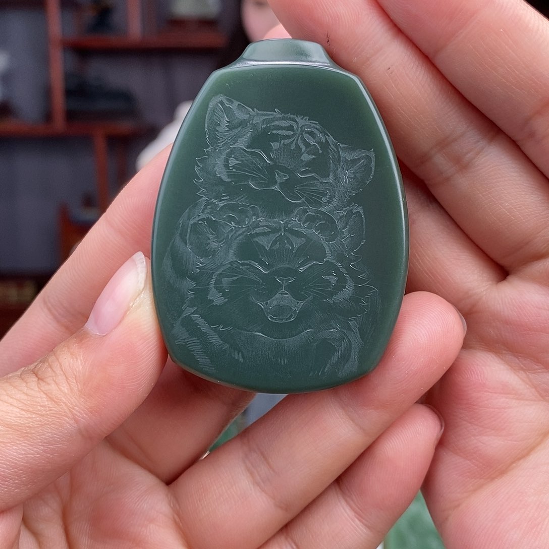 和田玉挂件未镶嵌