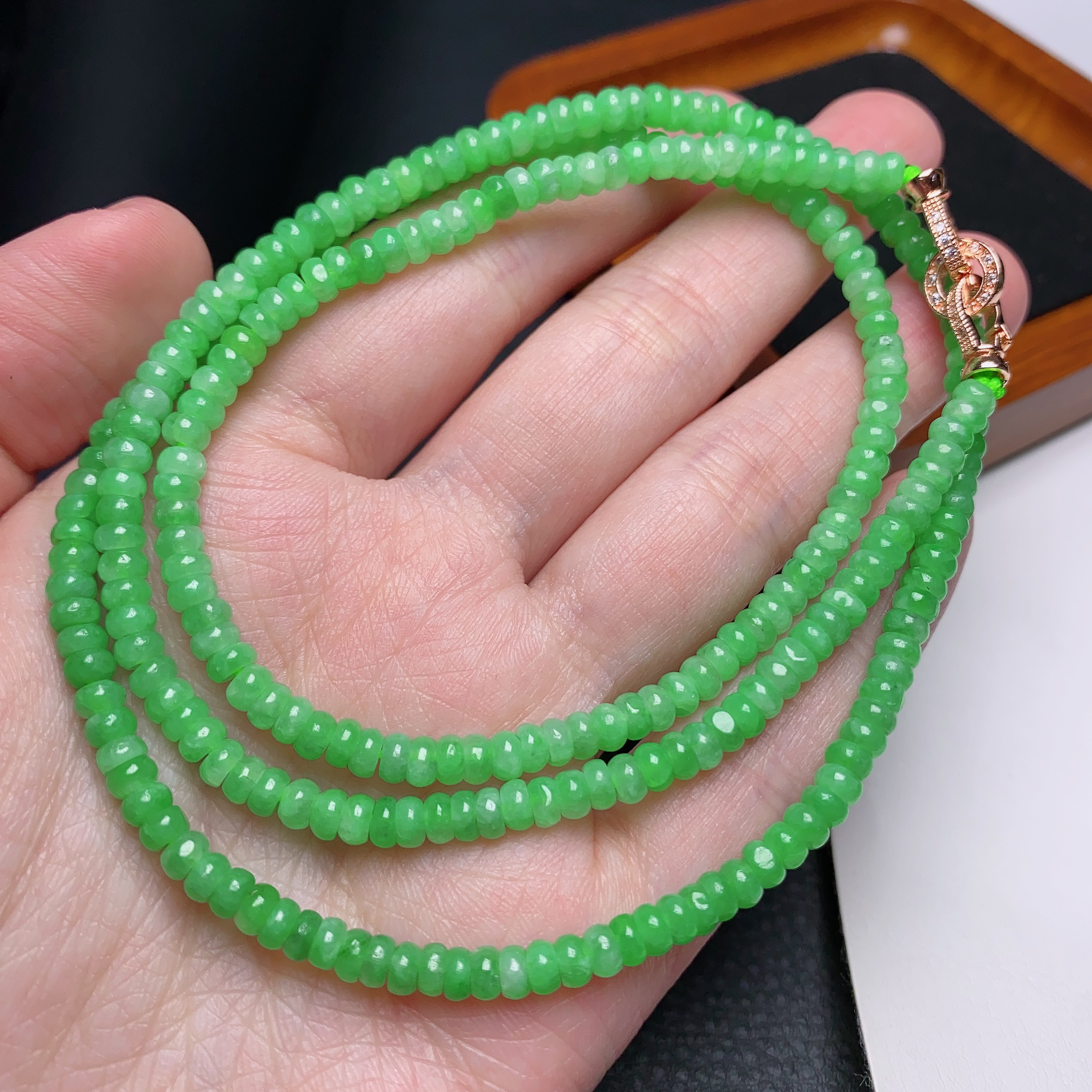 缅甸天然a货翡翠冰润果绿果阳绿算盘珠项链卡4.5mm绿色长链