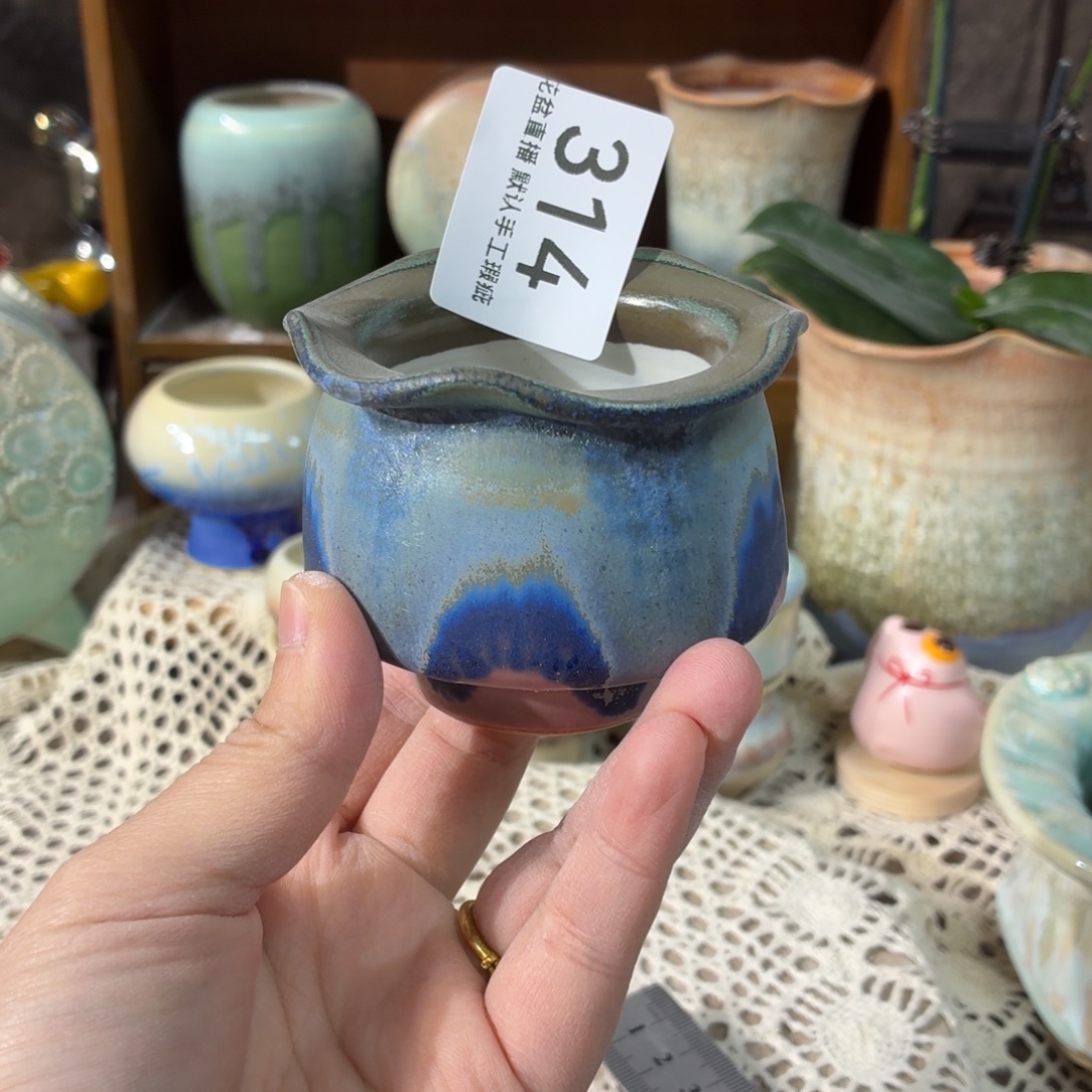 景德镇陶瓷花盆艺术