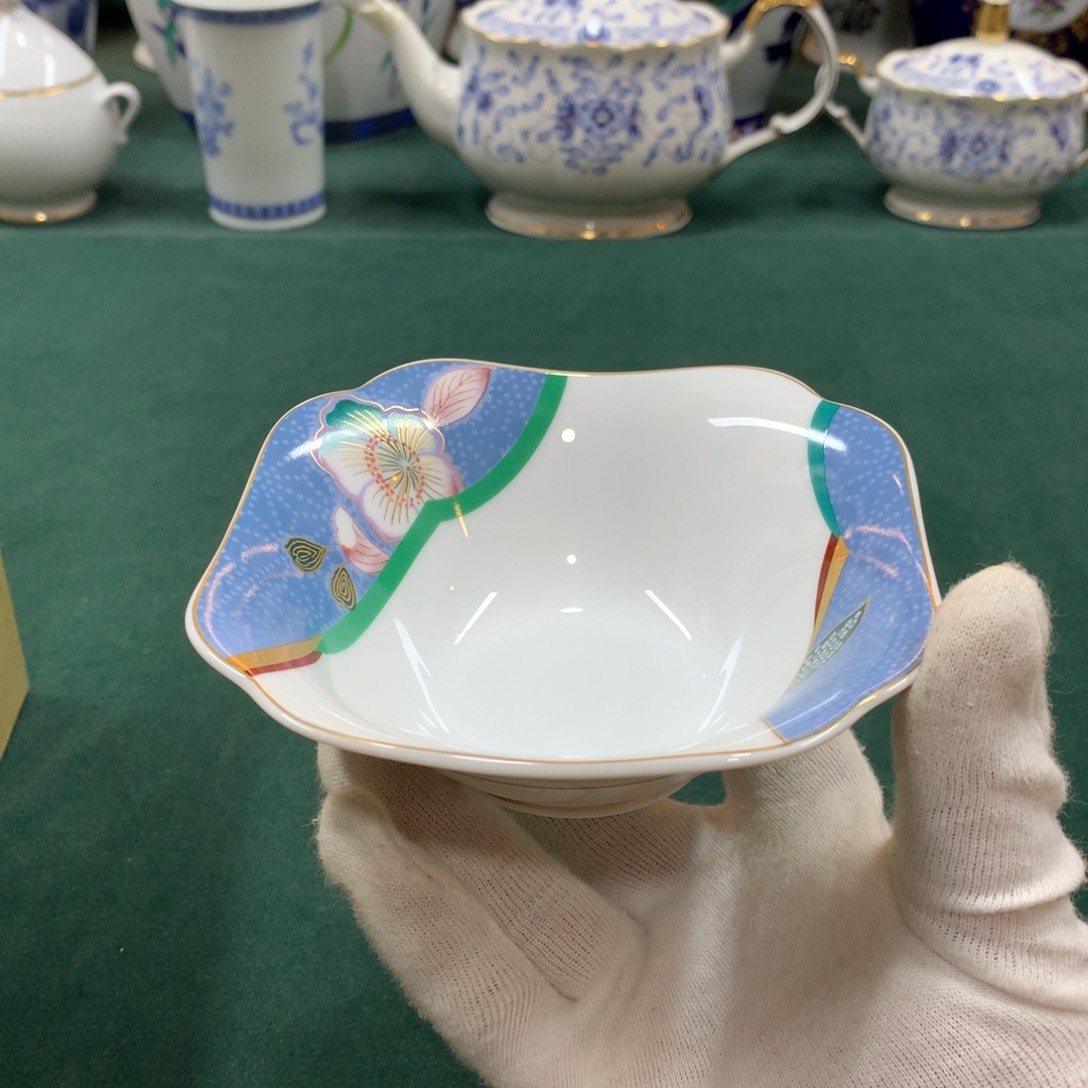 摆件全是大漂亮瓷器啊美美哒