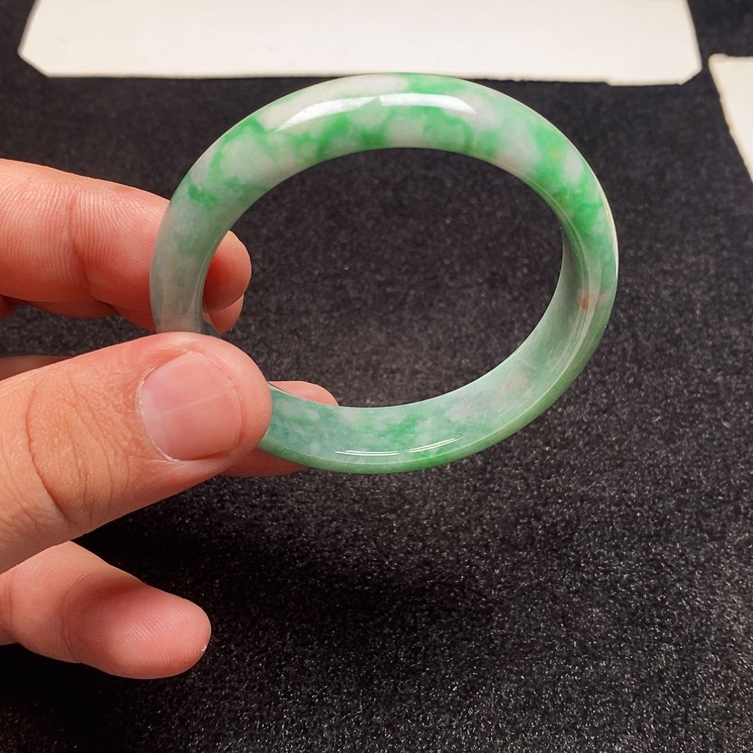 未镶嵌手镯翡翠翡翠手镯