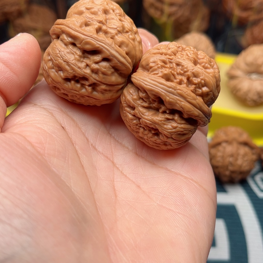 【闪购商品】桃木文玩核桃手把件36元宝