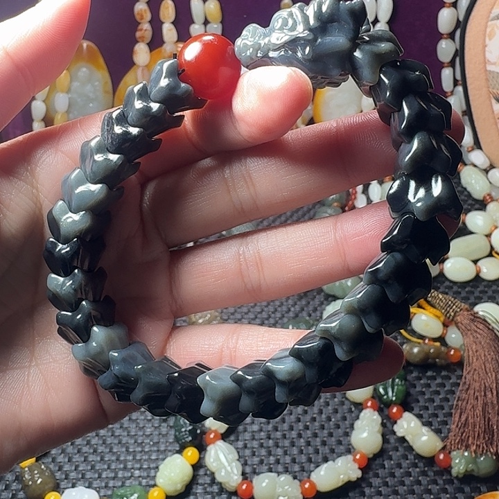 和田玉未镶嵌手链