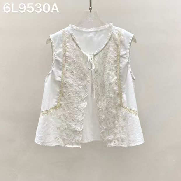【BAI】夏新款无袖拼接蕾丝背心上衣9530A