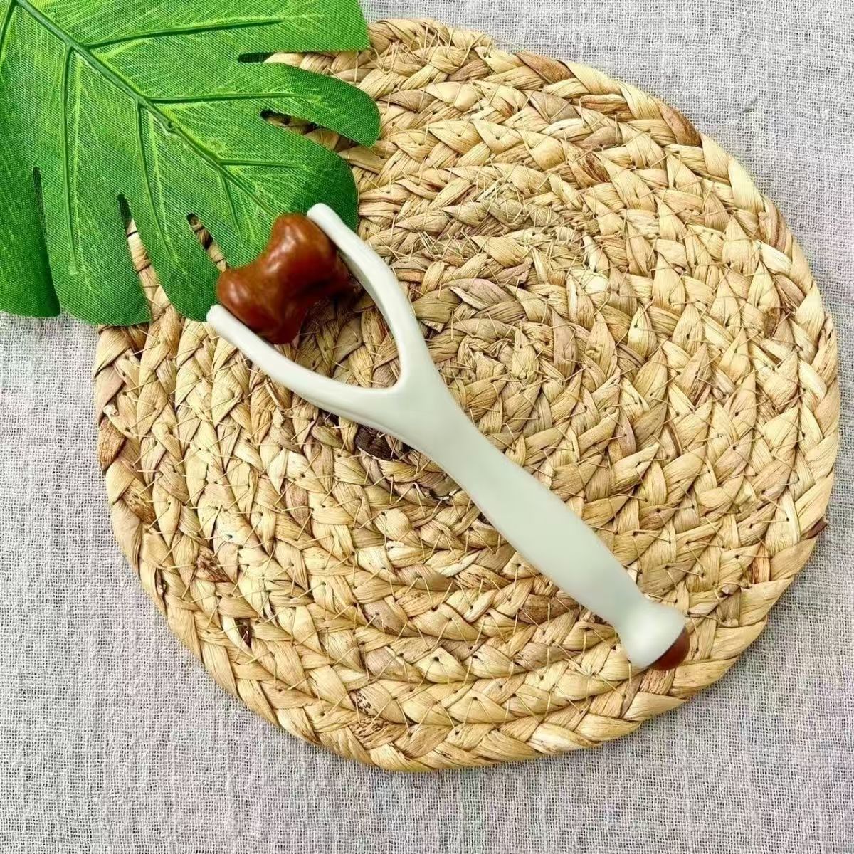 砭石手指经络按摩夹