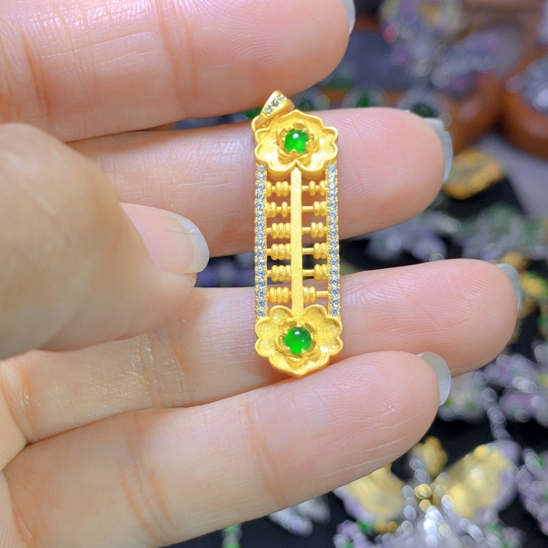 翡翠颈饰银S925镶嵌天然翡翠