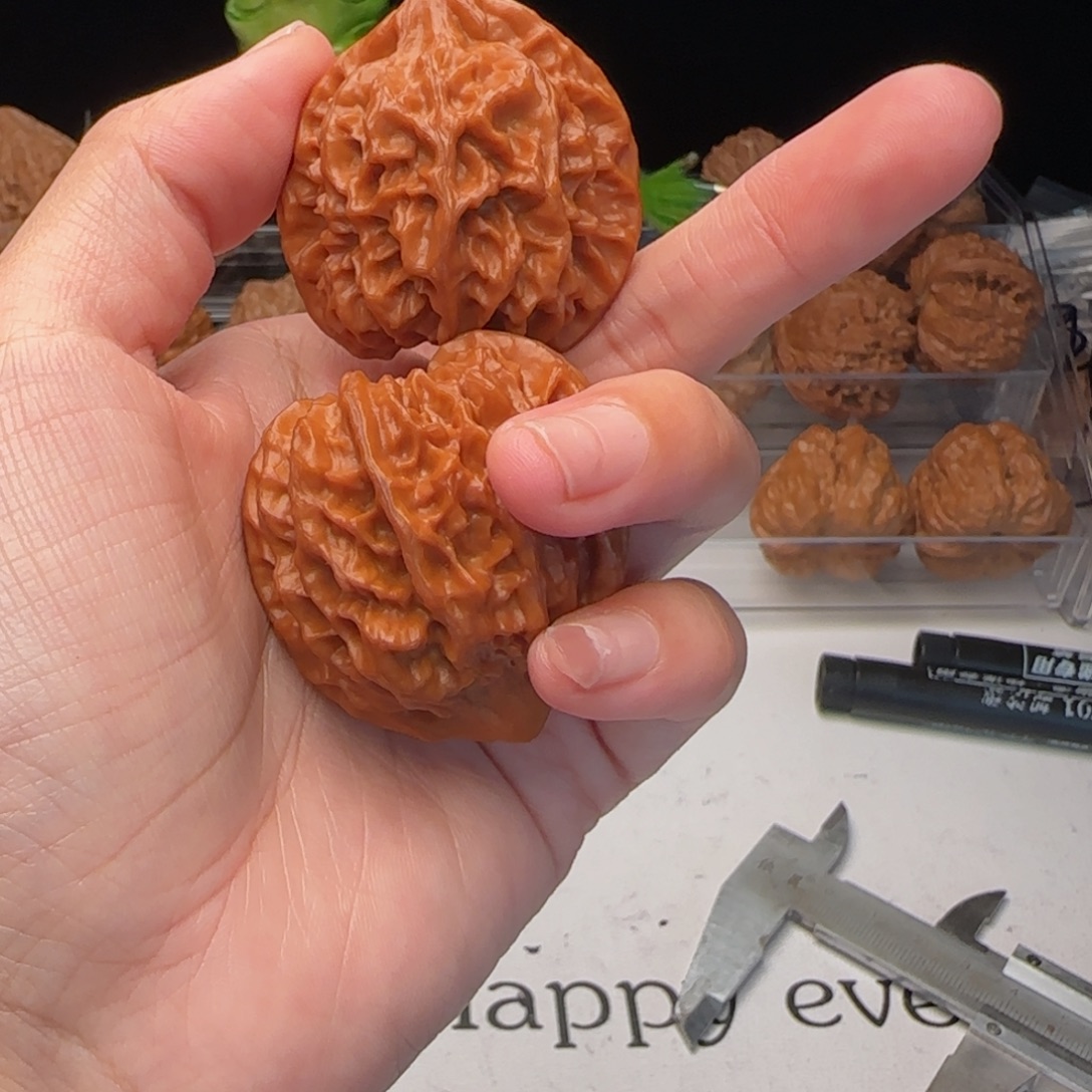 锦***瑟文玩核桃吊坠曹大龙40