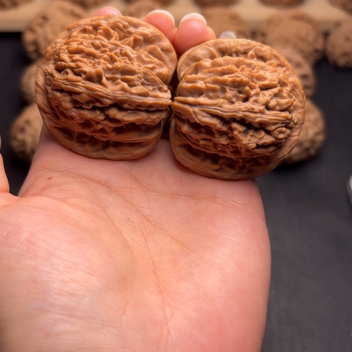 文玩核桃把件42四座楼