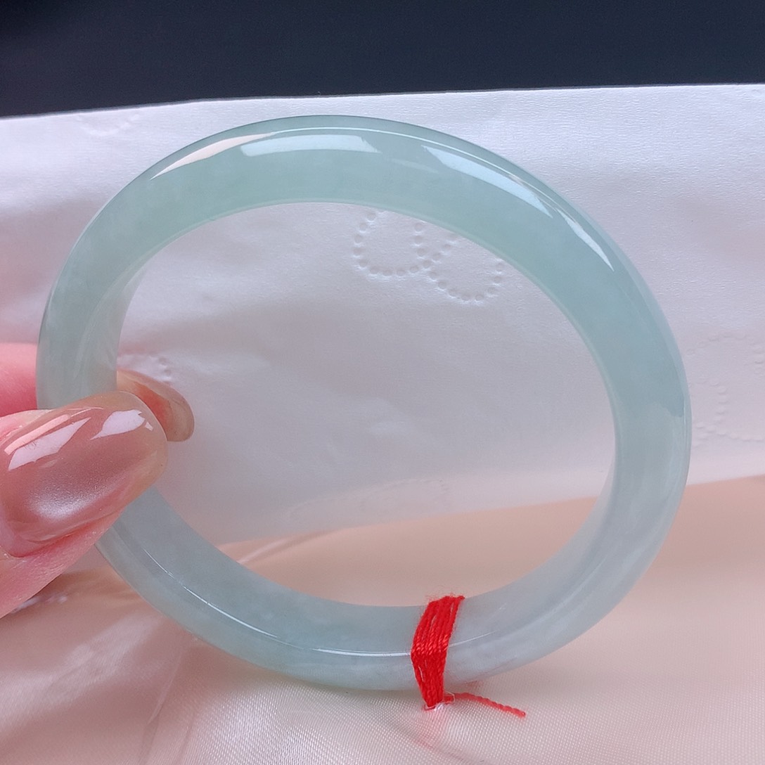 【闪购商品】未镶嵌手镯（贵妃镯）翡翠54