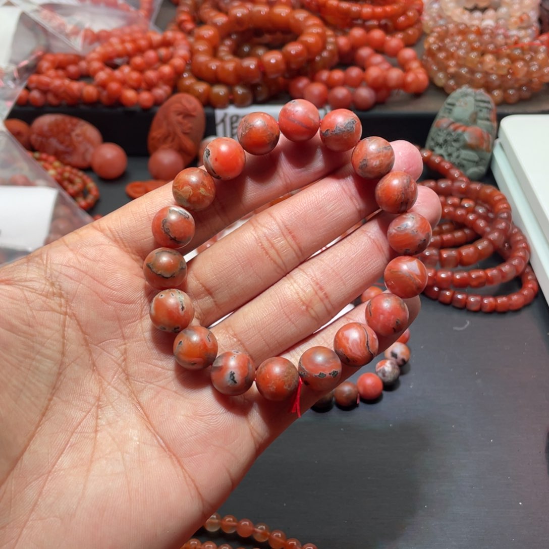 南红玛瑙手链未镶嵌