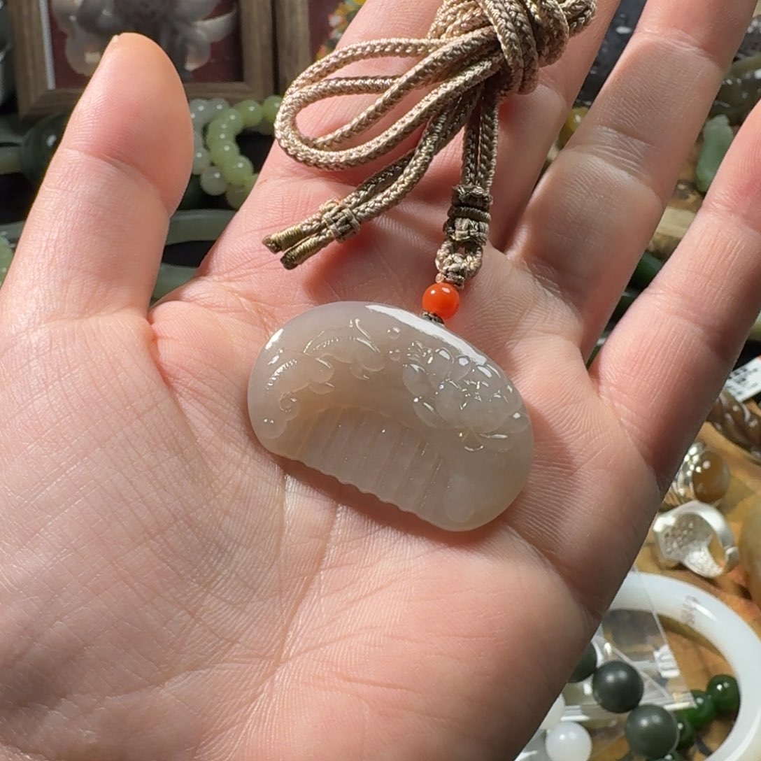 和田玉挂件未镶嵌