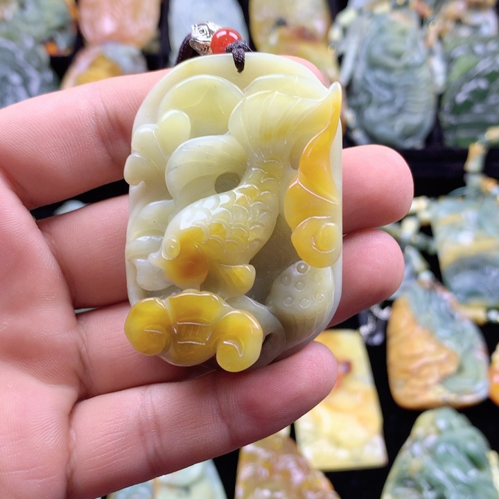 岫玉挂坠未镶嵌挂坠