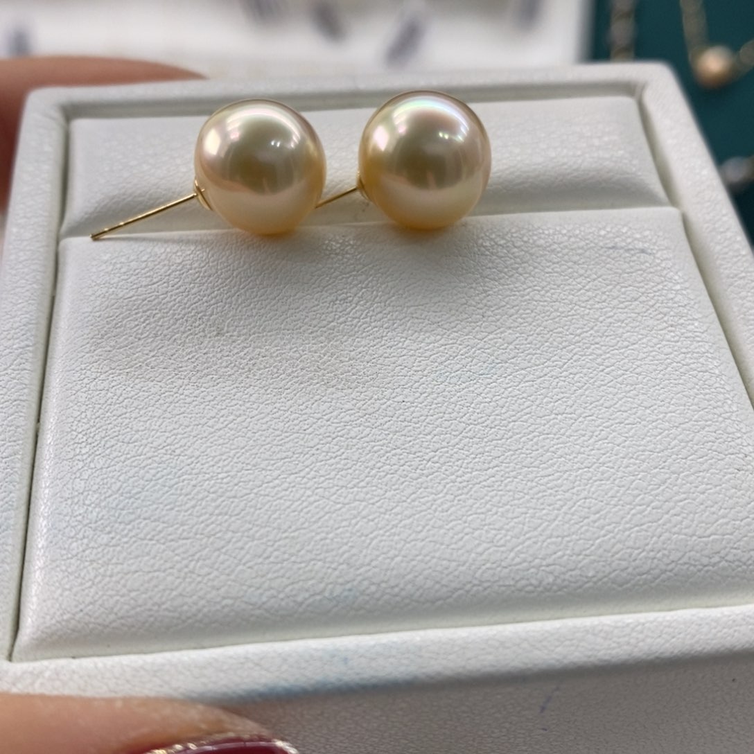 海水珍珠耳饰18K金镶嵌11-12mm