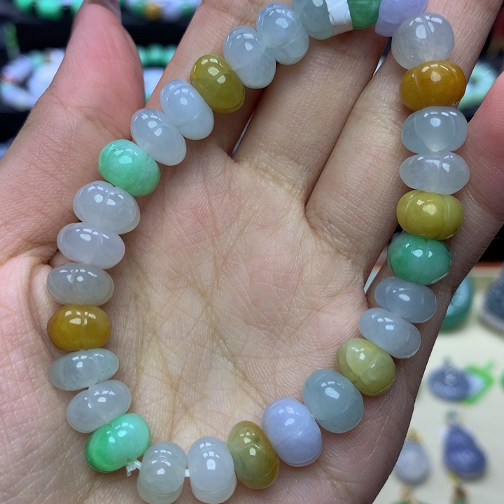 翡翠手链未镶嵌翡翠