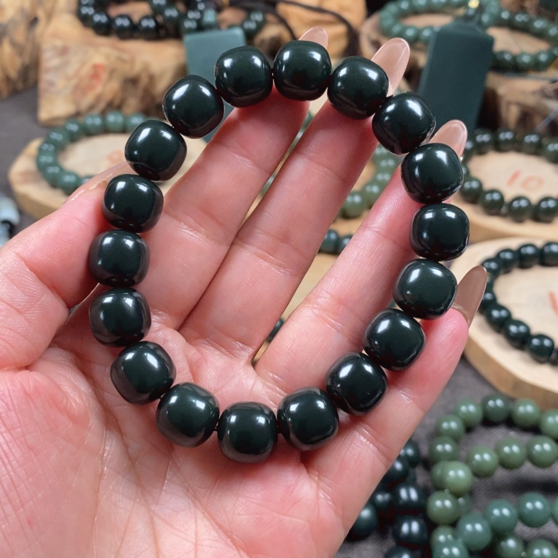 和田玉（青玉）手链未镶嵌L***6