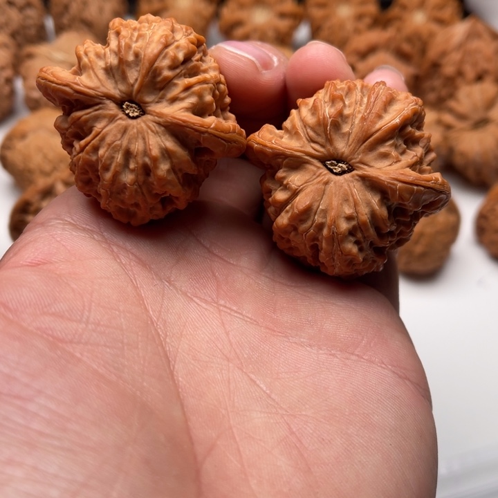 吊坠文玩核桃核桃