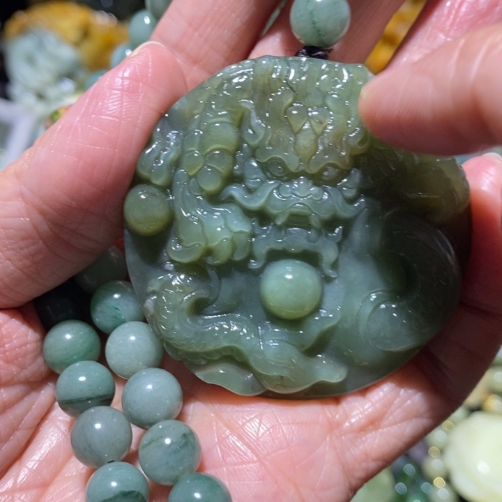 岫玉岫玉吊坠未镶嵌