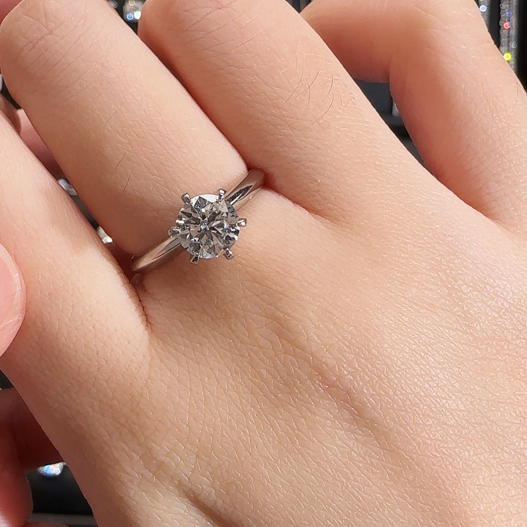 铂Pt950镶嵌实验室培育钻石t家6爪