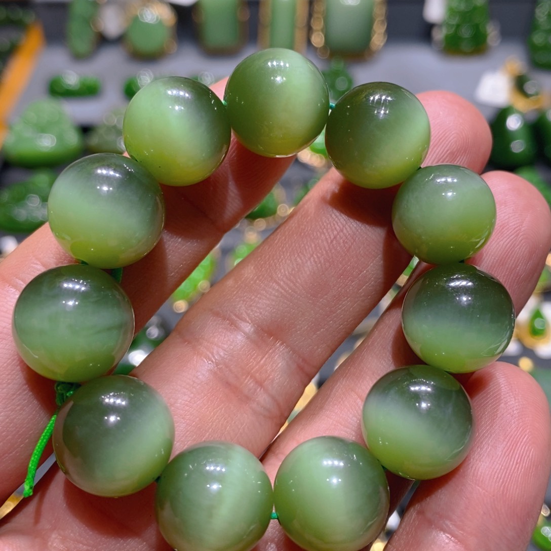 手链未镶嵌和田玉（碧玉）军*