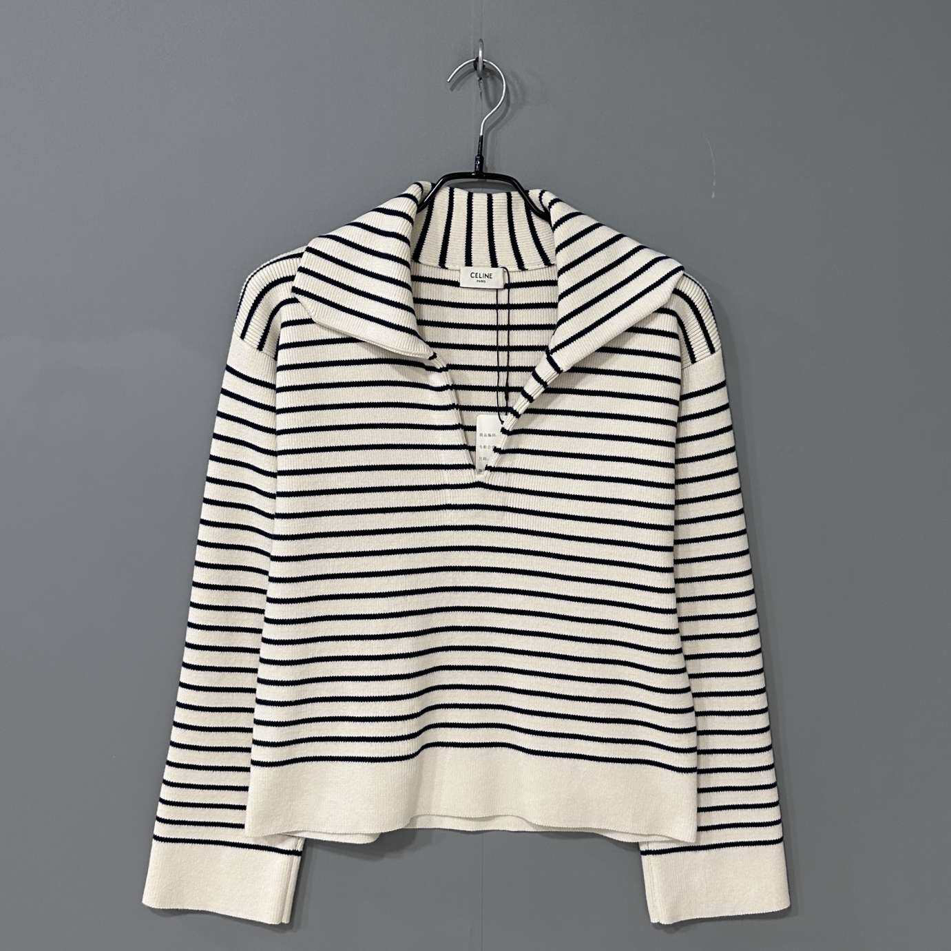 99新 Celine/思琳 海军风条纹上衣/xs码/70652