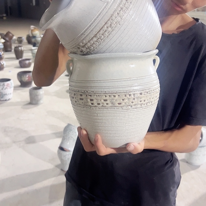 高度20厘米口18厘米