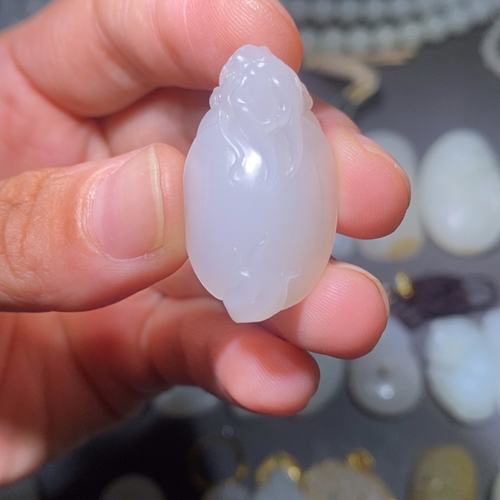 颈饰未镶嵌和田玉